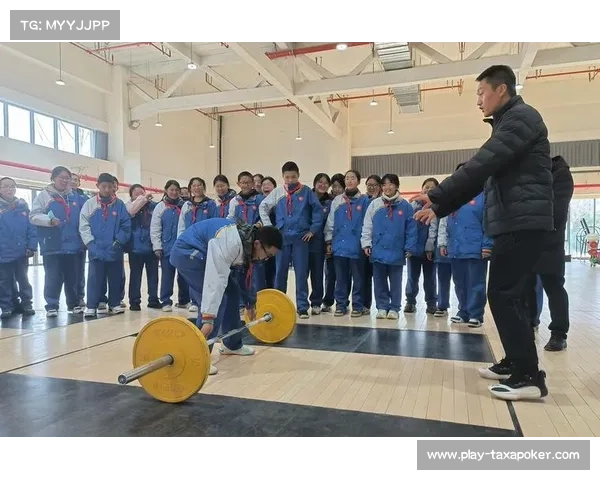 荣昌区推动体教融合小学柔道课程增设 构建三级培养体系提升学生综合素质