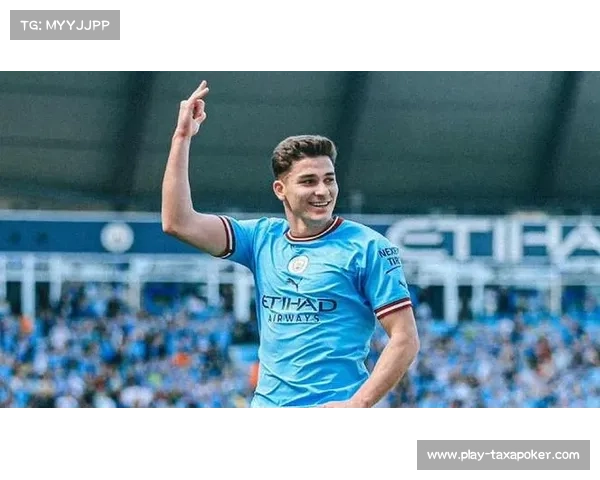 阿尔瓦雷斯任意球破门后专访：每天加练百次定位球成果显现